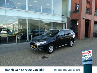 Mitsubishi Outlander Mitsubishi Outlander 2.4 PHEV 4WD 1e eig / NAP - afbeelding nr 1