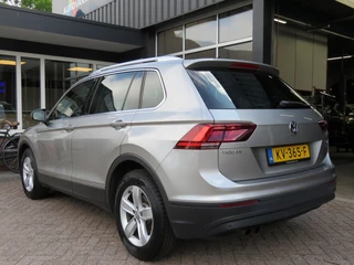Volkswagen Tiguan Volkswagen Tiguan 1.4 TSI CON. SERIES / Led / Navi / Wegklap.haak / BOVAG garantie - afbeelding nr 19