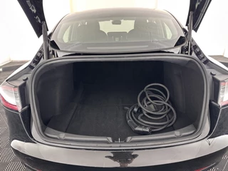 Tesla Model 3 Tesla Model 3 Standard RWD Plus 60 kWh (INCL-BTW) Aut. *PANO | AUTO-PILOT | FULL-LEATHER | KEYLESS | FULL-LED | MEMORY-PACK | SURROUND-VIEW | DAB | CARPLAY | DIGI-COCKPIT | LANE-ASSIST | COMFORT-SEATS | 19
