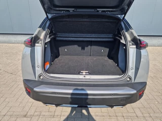 Peugeot 2008 Peugeot 2008 1.2 PureTech 130 GT Line - afbeelding nr 10