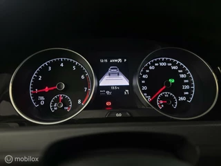 Volkswagen Golf Volkswagen Golf 1.5 TSI Highline Business R / R line / ACC - afbeelding nr 38