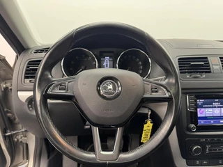 Škoda Yeti Skoda Yeti 1.2 TSi Elegance Automaat-Trekhaak-Navigatie-Panoramadak-Cr.contr-Clima-Camera-Parkeersensoren-Lm17''velgen-Bluetooth - afbeelding nr 31