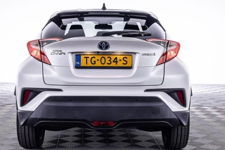 Toyota C-HR Toyota C-HR 1.8 Hybrid Style Automaat *NAVI *unieke km.stand* - afbeelding nr 23