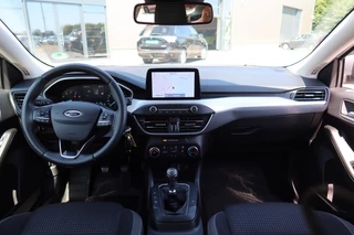 Ford Focus Ford Focus 1.0 Ecoboost. Tend Edition Business NAVI, Winterpack, PDC - afbeelding nr 7