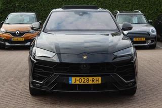Lamborghini Urus Lamborghini Urus 4.0 V8 / NL Auto! / Full Carbon / Keramisch / B&O / Pano / 360Camera / Head-up / 23'' / Stoelventilatie / Massage - afbeelding nr 8