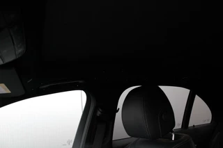 Mercedes-Benz E-Klasse Mercedes E-klasse 200 AMG | Pano | Burmester | Sfeerverlichting - afbeelding nr 39