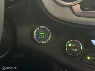 Toyota Yaris Toyota Yaris 1.5 Full Hybrid Navi|Keyless|Trekhaak - afbeelding nr 10