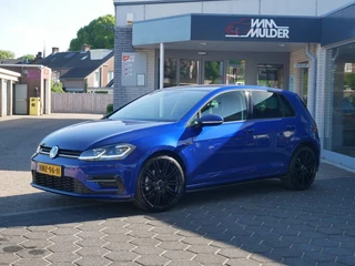 Volkswagen Golf Volkswagen Golf 1.4 TSI R-LINE **Clima//Nav//Lm ** - afbeelding nr 1