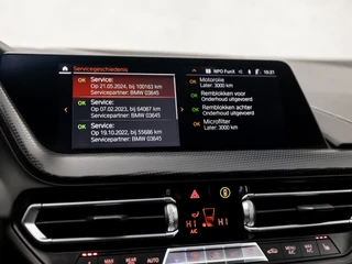 BMW 1 Serie Automaat (APPLE CARPLAY, GROOT NAVI, STUUR/STOELVERWARMING, LEDEREN SPORTSTOELEN, HARMAN/KARDON, CAMERA, GETINT GLAS, ADAPTIVE CRUISE, ELEK ACHTERKLEP, NIEUWE APK, NIEUWSTAAT) - afbeelding nr 32