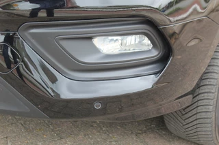 Ford Transit Custom Keurige nette en luxe Ford Transit Custom, slechts 47.000km !. Airco, schuifdeur li+re, LM wielen, stoel-, spiegel- en voorraamverw., side en lane assist, 3-zits, navigatie, telefoonvoorb., camera, pdc v+a, cruise cntrl etc. - afbeelding nr 37