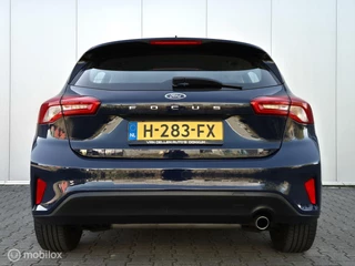 Ford Focus FORD FOCUS 1.0 ECOBOOST TREND EDITION/LED/CARPLAY/CRUISE/LANE ASSIST/16''LMV - afbeelding nr 4
