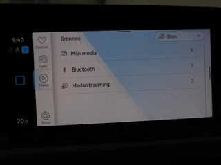 Volkswagen Golf Volkswagen Golf 1.0 TSI Life | Carplay | Sfeerverlichting |  Navigatie | Adaptive cruise | Full LED | Parkeerhulp | DAB | Climate control | Bluetooth - afbeelding nr 25