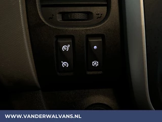 Renault Trafic Renault Trafic 1.6 dCi L1H1 Euro6 Airco | Navigatie | Imperiaal | Cruisecontrol | Trekhaak | Parkeersensoren | Bijrijdersbank - afbeelding nr 6