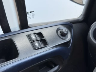 Iveco Daily Iveco Daily 35S16 2.3 Automaat Dubbele Cabine Trekhaak 3.5t Climate Control 7 Zitplaatsen Standkachel DC - afbeelding nr 21