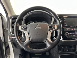 Mitsubishi Outlander Aut. * FULL-LEATHER | KEYLESS | ROCKFORD-AUDIO | FULL-LED | TOPVIEW-CAMERA | NAVI-FULLMAP | SHIFT-PADDLES | ECC | PDC | CRUISE | DAB+ | COMFORT-SEATS | 18''ALU* - afbeelding nr 18