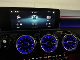 Mercedes-Benz A-Klasse Mercedes A-klasse 180 AMG Matgrijs Sfeerverlichting Carplay - afbeelding nr 43