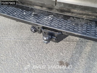Iveco Daily Iveco Daily 35S18 3.0L Automaat L2H2 3,5t Trekhaak 180PK LED Navi Airco Cruise Camera Euro6 L2 12m3 Airco Trekhaak Cruise control - afbeelding nr 10