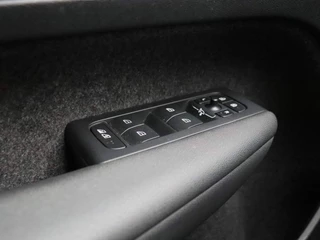Volvo XC40 Volvo XC40 Recharge Core | Navigatie | Climate Control | Camera | LED Verlichting - afbeelding nr 26
