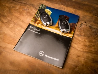Mercedes-Benz CLA Automaat (GROOT NAVI, CLIMATE, LEDER/ALCANTARA, STOELVERWARMING, SPORTSTOELEN, SFEERVERLICHTING, GETINT GLAS, XENON, CRUISE, NIEUWE APK, NIEUWSTAAT) - afbeelding nr 17