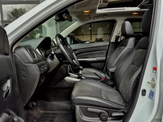 Suzuki Vitara Suzuki Vitara 1.4 Boosterjet Style Smart Hybrid AllGrip 1e Eig - afbeelding nr 4