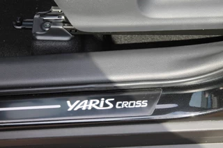 Toyota Yaris Cross Toyota Yaris Cross 1.5 HYBRID 115 FIRST Teamplayer / Winterpack - afbeelding nr 17