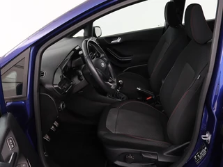 Ford Fiesta Ford Fiesta 1.0 EcoBoost ST-Line | Panoramadak |  Stoel & stuurverwarming | Carplay | Navigatie | Climate control | Cruise control | Parkeerhulp - afbeelding nr 4