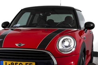 MINI Cooper MINI Cooper 1.5 135 PK Chili - JCW Trim | Cruise | Stoel-+Voorruitverw. | PDC | NAV | ECC | LM 17