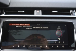 Land Rover Range Rover Velar Land Rover Range Rover Velar 2.0 P250 Turbo AWD R-Dynamic Drive Pro Pack | Keyless | Digitale tellers | Pano.dak | Carplay | Adapt.CC | Camera | Meridian | Elekt.stoelen - afbeelding nr 59