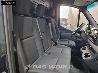 Mercedes-Benz Sprinter Mercedes Sprinter 319 CDI Automaat L2H2 model 2025 Camera MBUX LED Airco Cruise 10m3 Airco Cruise control - afbeelding nr 14