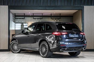 Mercedes-Benz GLC Mercedes GLC-klasse 300e 4MATIC AMG Line|Pano|Leder|Night - afbeelding nr 3