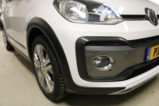 Volkswagen up! Volkswagen up! Up 1.0 BMT cross 2e EIGEN.-ORG.NL-STOELVERWARMING-ZEER NETTE - afbeelding nr 14