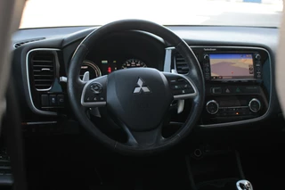 Mitsubishi Outlander Mitsubishi Outlander 2.0 PHEV Executive Edition 4WD/ACC/Pano - afbeelding nr 5