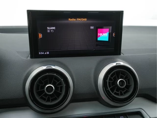 Audi Q2 *DIGI-COCKPIT | LEATHER-MICROFIBRE | MATRIX-LED | SPORT-SEATS | MMI-NAVI-TOUCH | DAB+ | ECC | CARPLAY | PDC | 17''ALU * - afbeelding nr 17