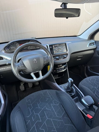 Peugeot 2008 Peugeot 2008 1.2 PureTech Style - afbeelding nr 3