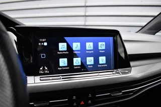 Volkswagen Golf | Panoramadak | ACC | Matrix-LED | Stoel + Stuurverwarming | CarPlay | - afbeelding nr 11