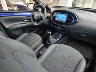 Toyota Aygo Navi | Keyless | JBL Audio | Stoelverwarming - afbeelding nr 9