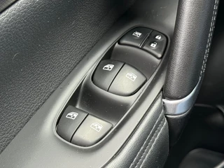 Nissan QASHQAI Nissan QASHQAI 1.2 TEKNA + Automaat Panoramadak Leder VOL - afbeelding nr 19