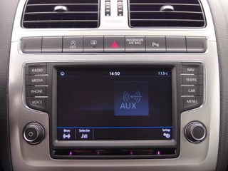 Volkswagen Polo AUTOMAAT / CAMERA / CARPLAY / NAVI / DAB+ / PDC / BLUETOOTH / CRUISE / NL-AUTO - afbeelding nr 26