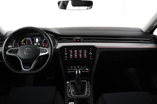 Volkswagen Passat Navigatie, Apple carplay, Climate, - afbeelding nr 20