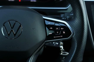 Volkswagen Tiguan Volkswagen Tiguan 1.5 TSI / 2x R-Line / Black Style / Virtual Cockpit / Camera / Matrix LED / Trekhaak / 20