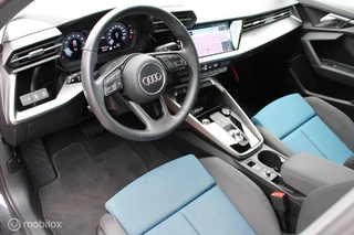 Audi A3 Audi A3 Sportback 35 TFSI Business edition 150 PK, Pdc voor + achter, Sportstoelen, Led matrix, Clima, Cruise, Navi, Dakrails, 17 Inch Lmv. - afbeelding nr 2