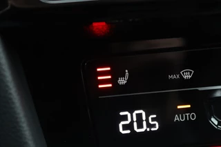 Volkswagen Arteon Pano/IQ.Light/Navi Pro/Keyless/Elek. lederen R Sportstoelen/Head-up/DCC/ACC/360Camera/Virtual Cockpit - afbeelding nr 30