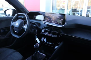 Peugeot 2008 Peugeot 2008 1.2 100PK ALLURE | DRAADLOZE APPLE CARPLAY/ANDROID AUTO | ACHTERUITRIJ CAMERA | PARKEERSENSOREN VOOR EN ACHTER | NAVIGATIE | CLIMATE CONTROL | LICHTMETALEN VELGEN 17