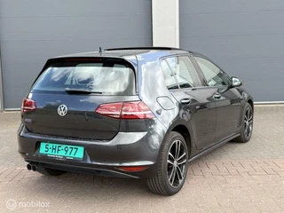 Volkswagen Golf Volkswagen Golf 1.4 TSI GTE - afbeelding nr 2