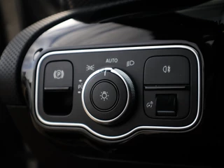 Mercedes-Benz A-Klasse Mercedes-Benz A-Klasse 250 4MATIC Premium Plus (225PK) 1e-Eig, Dealer-Onderh, 12-Mnd-BOVAG, NL-Auto. - afbeelding nr 30