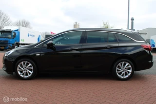 Opel Astra Opel Astra Sports Tourer 1.2 Business Elegance 145 PK, Pdc voor/achter + Camera, App connect, Cruise, Clima, Navi, Donkerglas, Full led, Comfort stoelen, Dode hoek detectie, Lmv 16 inch. - afbeelding nr 3