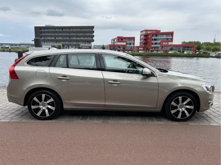 Volvo V60 Volvo V60 2.4 D6 AWD Plug-In Hybrid Momentum Navi Trekhaak Airco/ECC - afbeelding nr 58