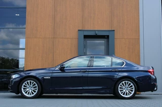 BMW 5 Serie BMW 5-serie 520i Luxury Line | Schuifdak | Trekhaak - afbeelding nr 2