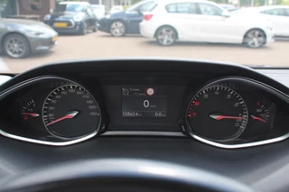 Peugeot 308 Peugeot 308 SW 1.2 PureTech Blue Lease Exe. / NIEUWSTAAT! / Panoramadak / Navigatie / Parkeerhulp V+A / 16'' / DAB / Cruise Control - afbeelding nr 18