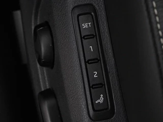 Škoda Superb Skoda Superb 1.4 TSI iV Business Edition Plus | Panoramadak | Stoelverwarming | Leder/Alcantara | Adaptive cruise | 360 camera | Massage | Memory | Navigatie | Carplay | Achterbankverwarming | Canton | PHEV - afbeelding nr 7